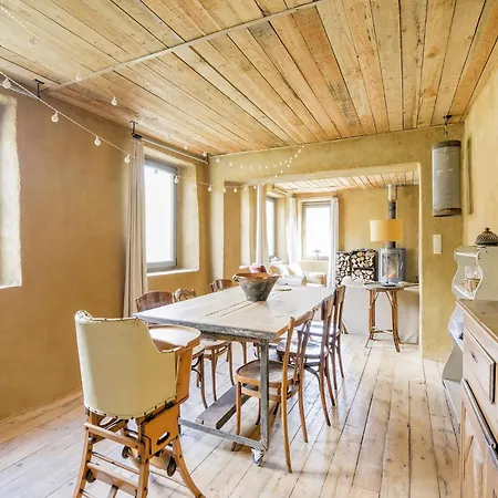 In With Garden Филиппвиль