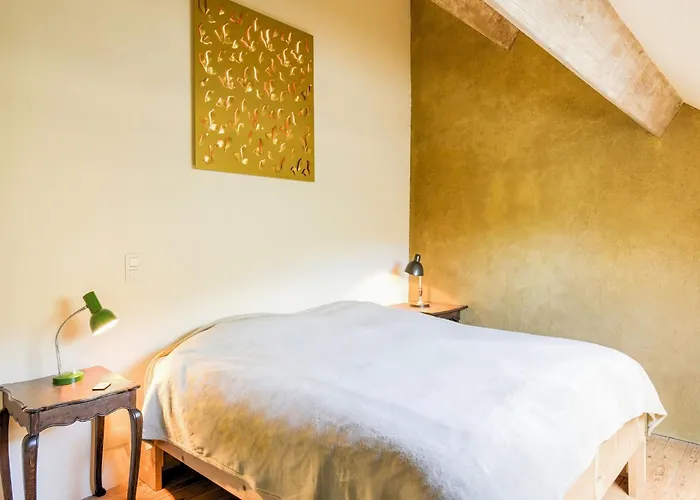 Vakantiehuis In With Garden *