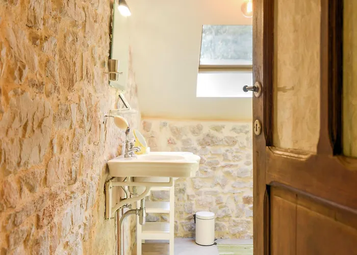 In With Garden Hébergement de vacances Philippeville