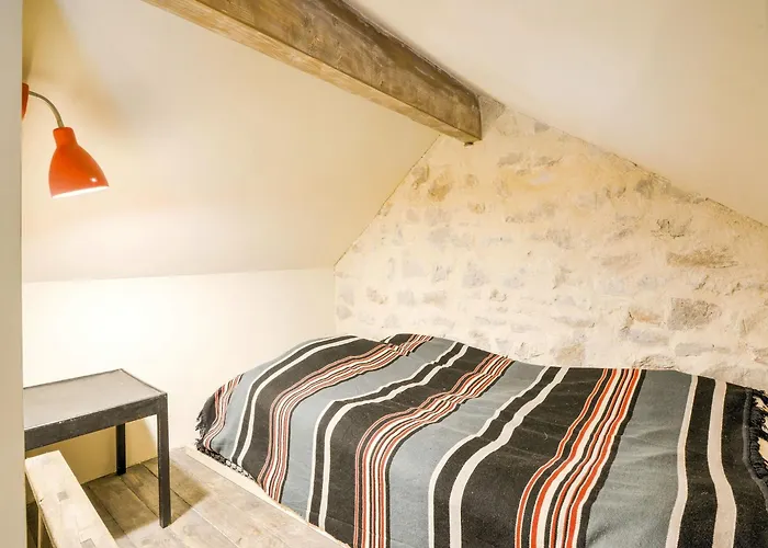 Vakantiehuis In With Garden *